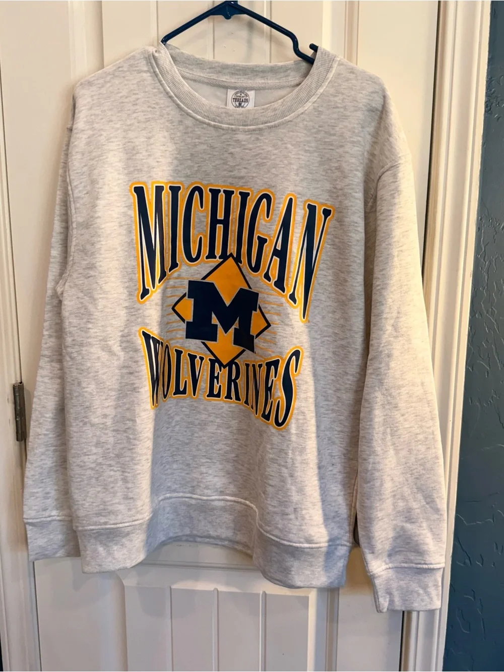 NWT Michigan Wolverines Youth Large 12/14 Fleece Crewneck Sweatshirt